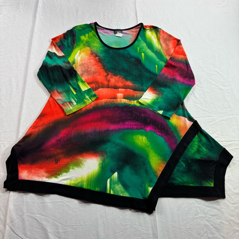 G12. Women’s‎ fashion caribe Asymmetrical Orange & Green top (L)
